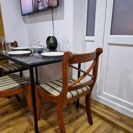 1 Bedroom Studio 埃尔特姆 外观 照片