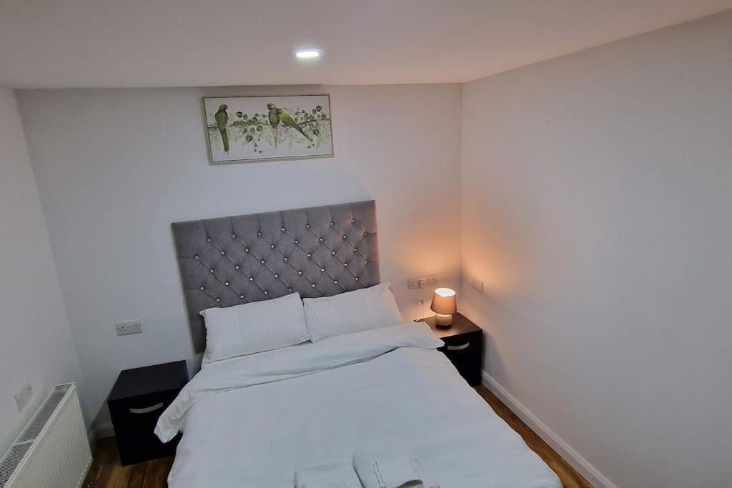 1 Bedroom Studio 埃尔特姆 外观 照片